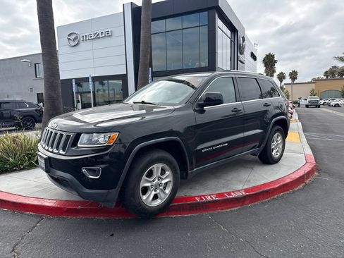 Used 2014 Jeep Grand Cherokee Laredo w/ Quick Order Package 23E RWD image 2