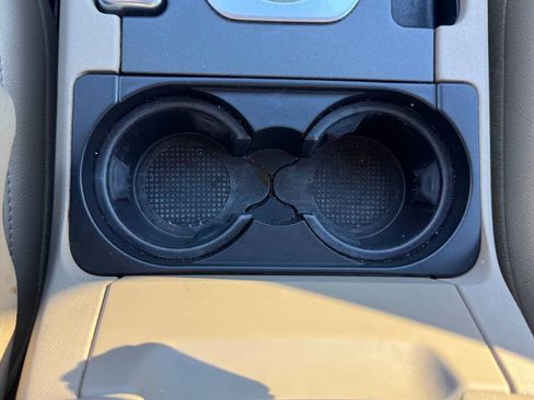 Used 2016 Land Rover LR4 HSE Silver Edition image 17