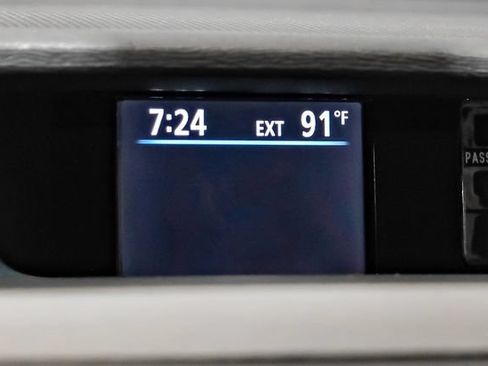 Used 2011 Toyota Sienna LE FWD image 30