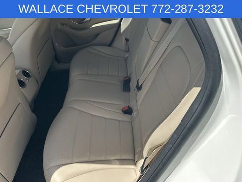 Used 2021 Mercedes-Benz GLC 300 image 12
