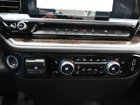 New 2026 GMC Sierra 1500 Elevation w/ Elevation Select Package image 17