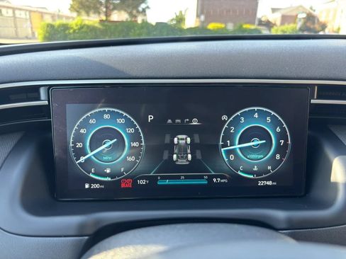 Used 2022 Hyundai Tucson Limited AWD/4WD image 14