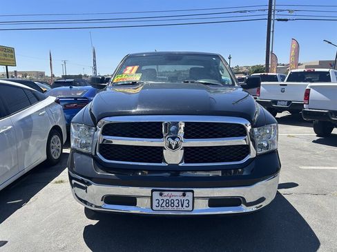 Used 2021 RAM 1500 Classic SLT RWD image 27