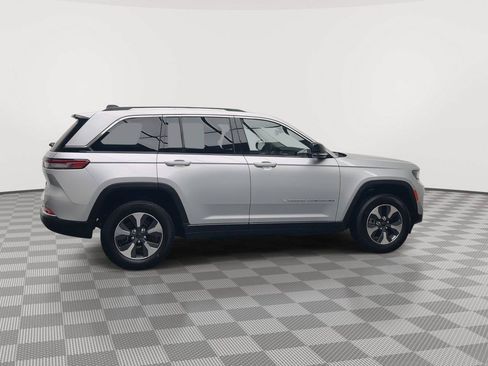 Used 2023 Jeep Grand Cherokee 4WD 4xe image 41