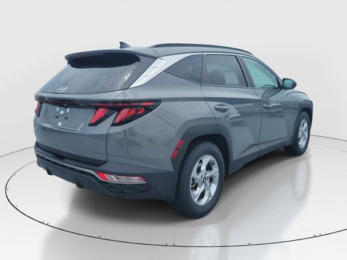 Used 2024 Hyundai Tucson SEL FWD image 6