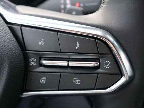 New 2026 Chevrolet Equinox LT w/ LPO, Floor Liner Package image 18