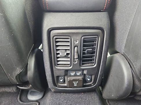 Used 2024 Dodge Durango GT AWD/4WD image 33