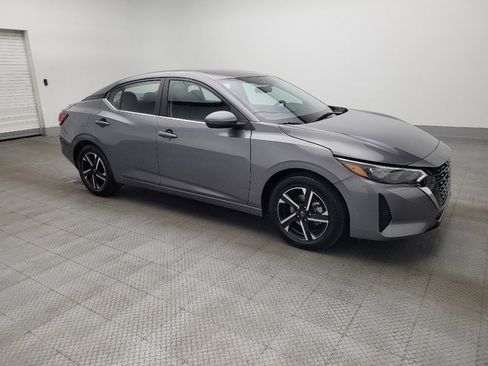 Used 2024 Nissan Sentra SV image 11
