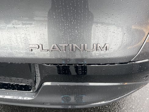 New 2026 Nissan Murano Platinum image 13