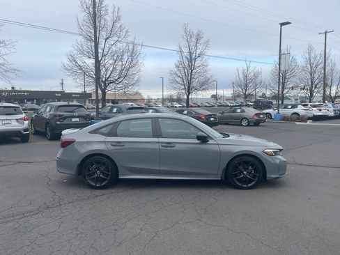 Used 2025 Honda Civic Sport image 8