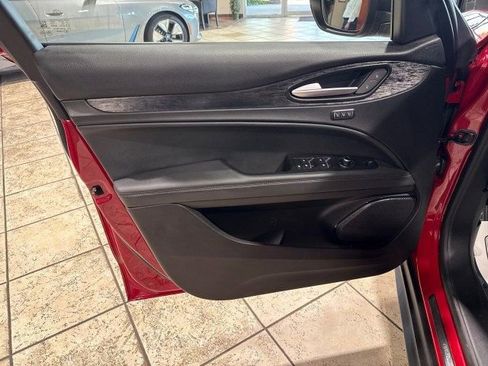 Used 2024 Alfa Romeo Stelvio Sprint image 21