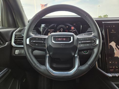 Used 2026 GMC Acadia Elevation w/ Black Edition FWD image 47