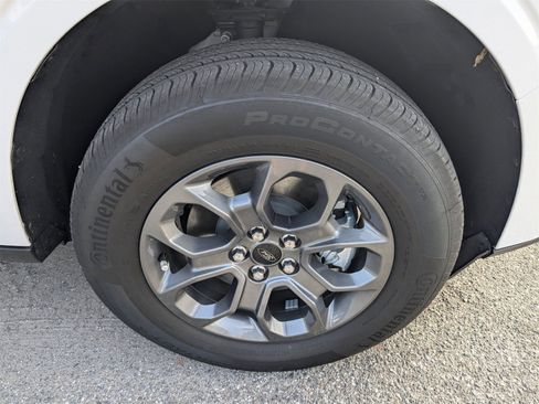 Used 2023 Ford Maverick XLT image 11