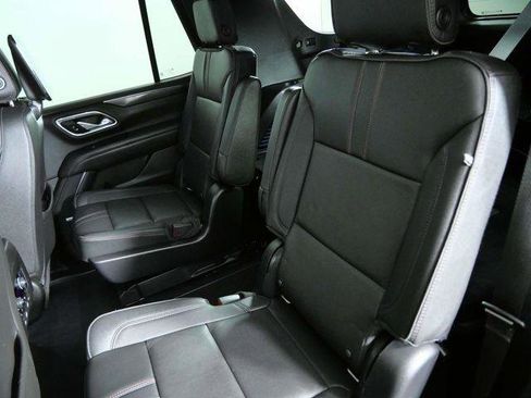 Used 2022 Chevrolet Tahoe RST w/ Sport Performance Package AWD/4WD image 16