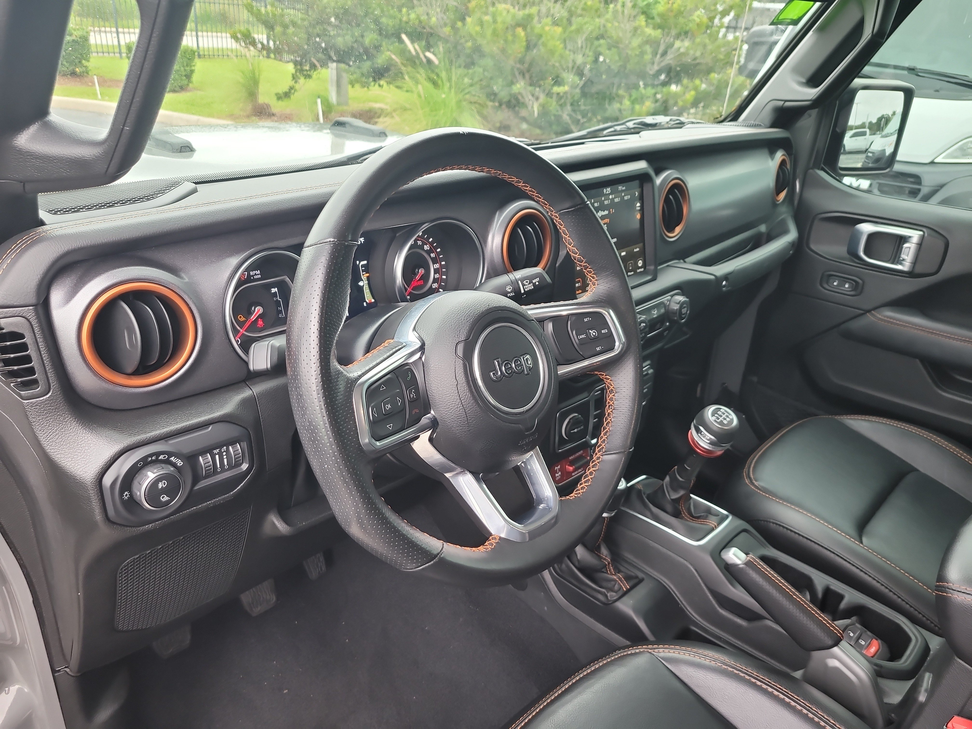 Used 2022 Jeep Gladiator Mojave AWD/4WD image 20