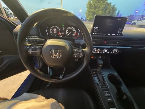 Used 2024 Honda Civic Sport image 25