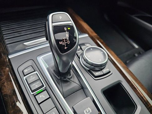 Used 2014 BMW X5 xDrive35i w/ M Sport image 38
