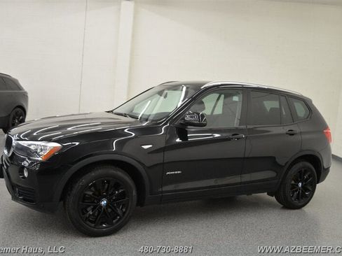 Used 2017 BMW X3 xDrive28i w/ Driving Assistance Package image 4