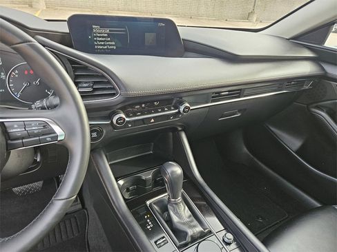 Used 2025 MAZDA MAZDA3 s image 17