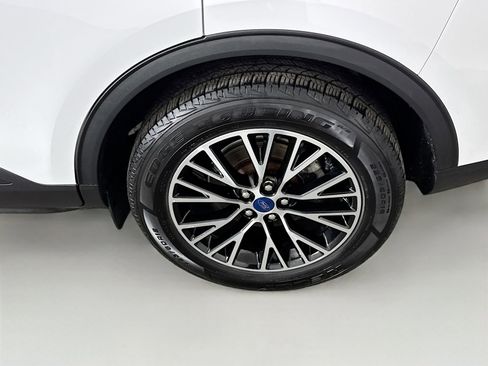 Used 2022 Ford Escape SEL image 24