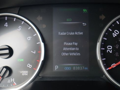 Used 2019 Toyota RAV4 LE w/ All Weather Liner Package image 61