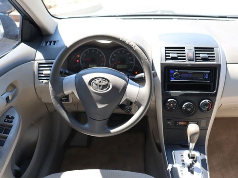 Used 2010 Toyota Corolla LE image 20