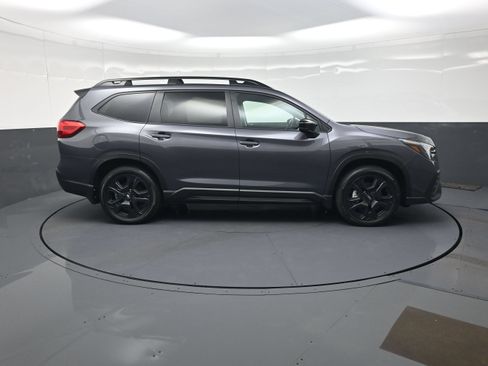 Used 2025 Subaru Ascent Bronze Edition AWD/4WD image 2