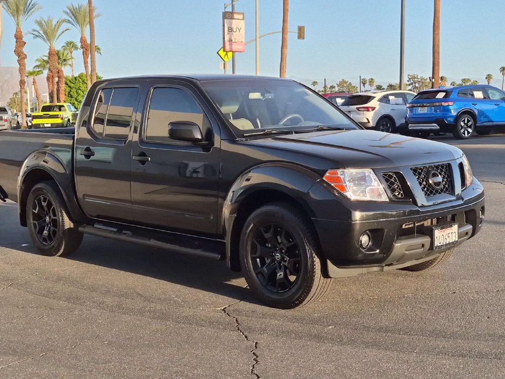 Used 2021 Nissan Frontier SV w/ Midnight Edition Floor Mats RWD image 6