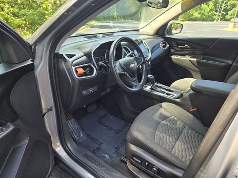 Used 2018 Chevrolet Equinox LT FWD image 12
