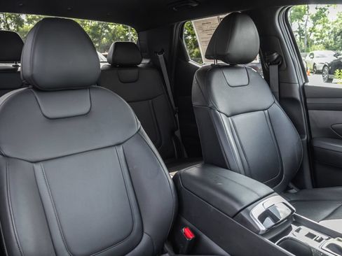 Certified 2025 Hyundai Santa Cruz SEL FWD image 33
