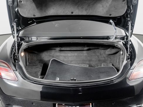 Used 2011 Mercedes-Benz SLS AMG Coupe image 45