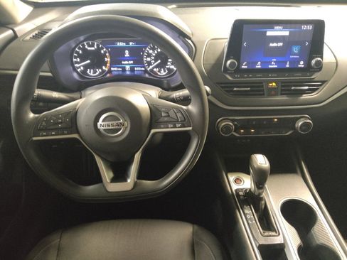 Used 2020 Nissan Altima 2.5 S FWD image 22