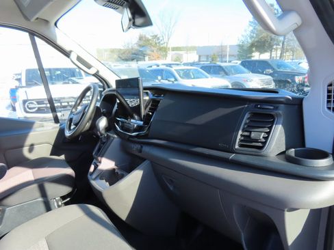 Used 2023 Ford Transit 350 XLT image 10