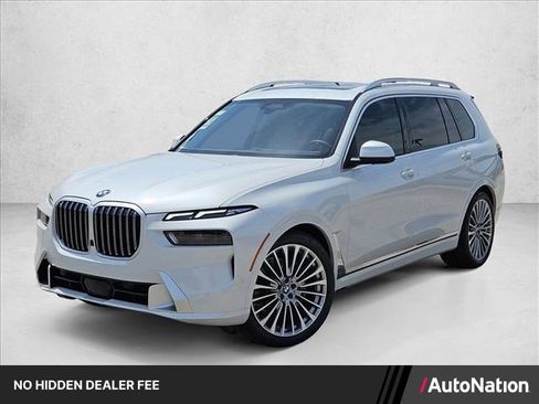 Used 2027 BMW X7 xDrive40i AWD/4WD image 1