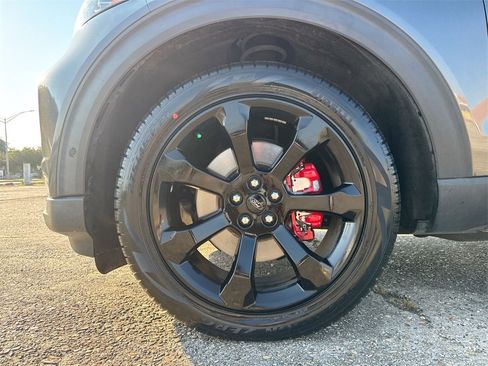 Used 2020 Ford Explorer ST w/ ST Street Pack image 12