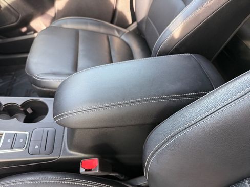 Certified 2022 Ford Escape SEL image 14