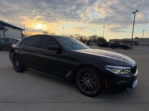 Used 2018 BMW M550i xDrive M550i xDrive Sedan 4D w/ Driving Assistance Package image 23