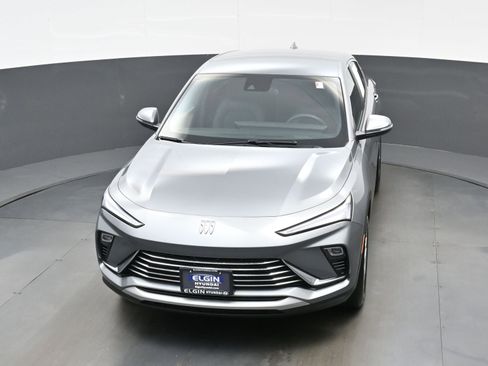 Used 2025 Buick Envista Preferred w/ Convenience II Package FWD image 39