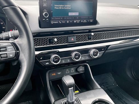 Used 2024 Honda Civic Touring image 6