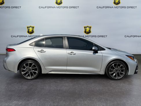 Used 2022 Toyota Corolla SE FWD image 6