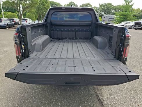 Used 2025 GMC Sierra EV Denali AWD/4WD image 31