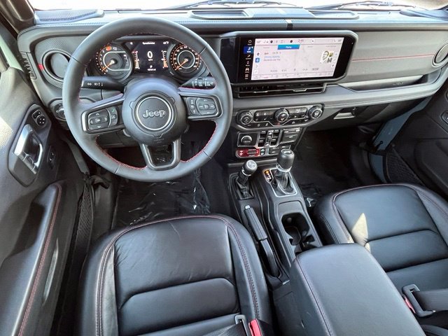 Used 2024 Jeep Wrangler Unlimited Rubicon w/ Convenience Group AWD/4WD image 11