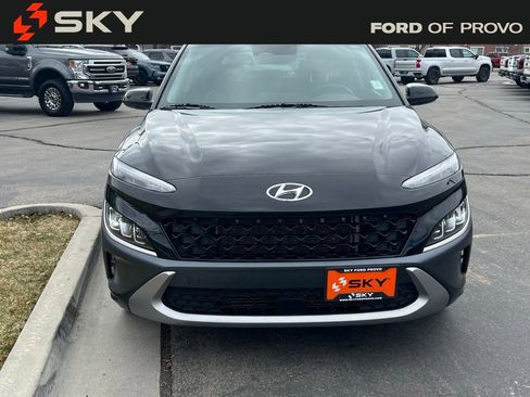 Used 2023 Hyundai Kona Limited AWD/4WD image 6