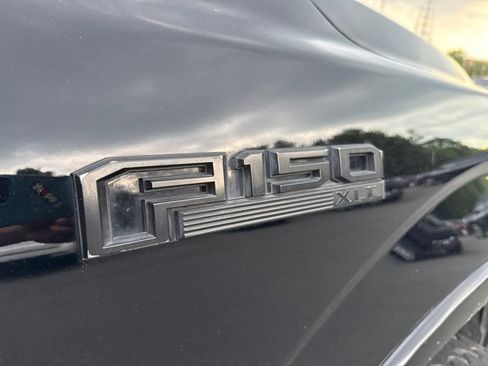 Used 2018 Ford F150 XLT w/ Equipment Group 302A Luxury AWD/4WD image 9