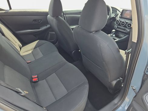 Used 2024 Nissan Sentra SV FWD image 11