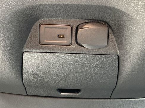 Used 2023 Mercedes-Benz Sprinter 2500 image 19