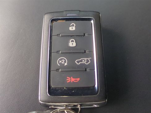 Used 2022 Jeep Grand Cherokee Overland image 34