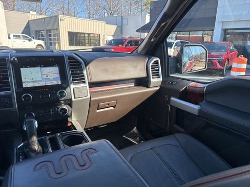 Used 2016 Ford F150 King Ranch w/ Equipment Group 601A Luxury image 11