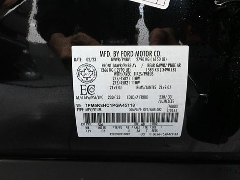 Used 2023 Ford Explorer Platinum w/ Technology Package AWD/4WD image 58