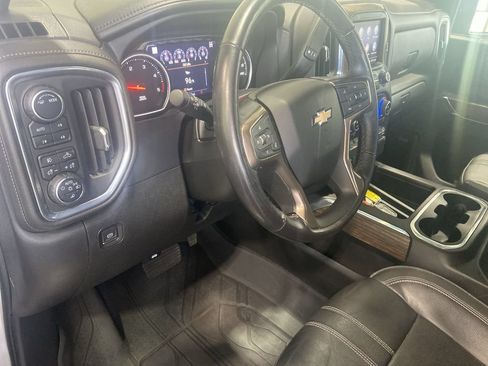 Used 2022 Chevrolet Silverado 2500 High Country AWD/4WD image 10